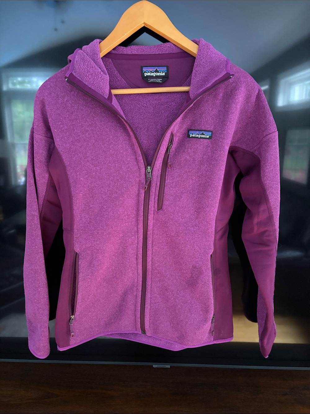 Patagonia Women's Performance Better Sweater Hoody. Magenta size small.